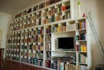 Lving-room-bookshelf-picture-credit-ooh_food