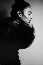 Artistic-Black-And-White-Female-Portraits_03