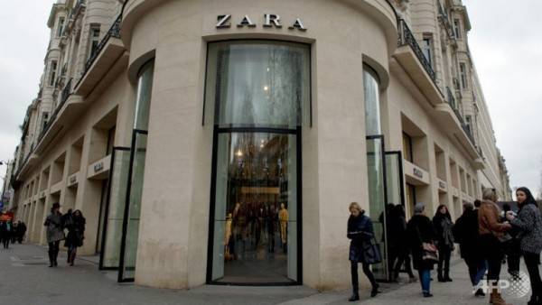 a-zara-store-in-the