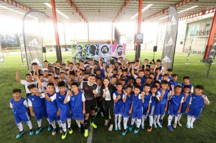 adidas Hard Wired Youth Football Clinic (2)