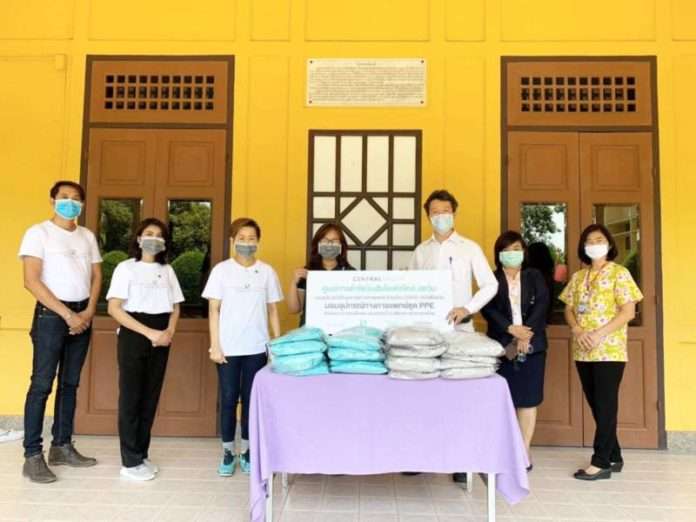 โรบินสันมอบชุด PPE - Nooziis kim