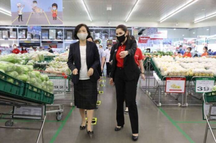 อธิบดีกรมอนามัยตรวจเยี่ยมแม็คโคร