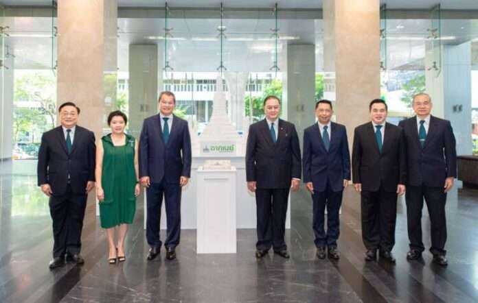 อาคเนย์ กลุ่มธุรกิจประกันและการเงิน จัดพิธีทำบุญฉลองครบรอบ 74 ปี แห่งการเติบโต