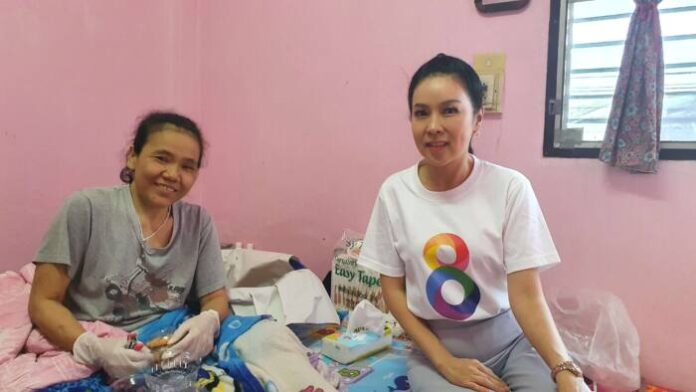 ข่าวเช้าบรรเทาทุกข์ ช่วยป้าเมย์ ป่วยติดเตียง