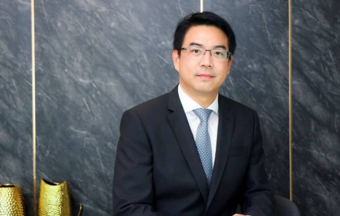 นายชูรัชฏ์ ชาครกุล กรรมการผู้จัดการ-2