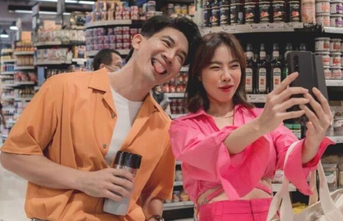 คริส หอวัง (1)