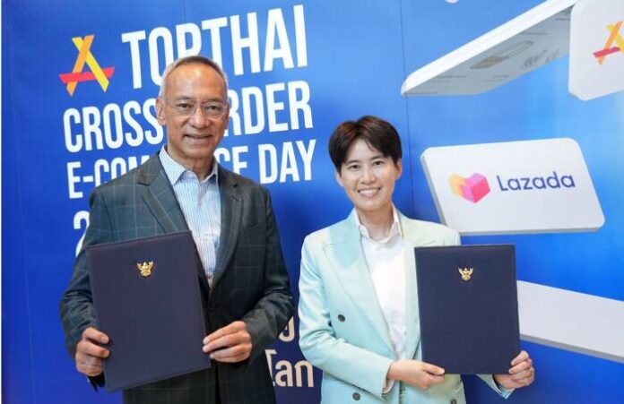 นาย ภูสิต รัตนกุล เสรีเริงฤทธิ์ และ ดร. ธมกร ศุภธนรังสี