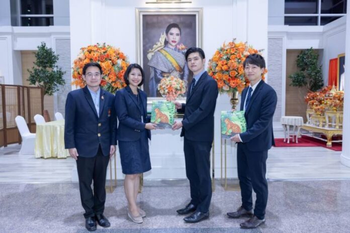 LINE_ALBUM_วิจัยคลินิก ญี่ปุ่นเยี่ยมชม รพ_241111_1