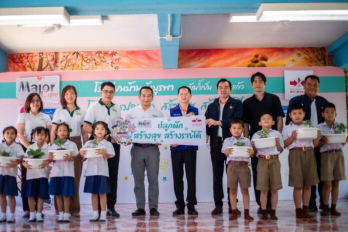 CSR Baan Wang Nam Yen Srakaew School 3