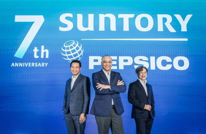 Executives Group Shot_1