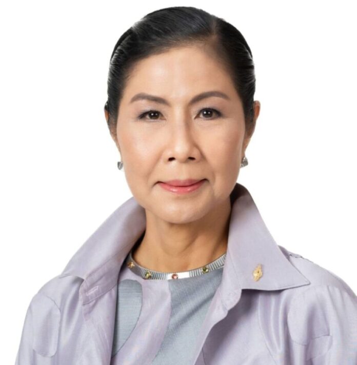 กอบกาญจน์ วัฒนวรางกูร