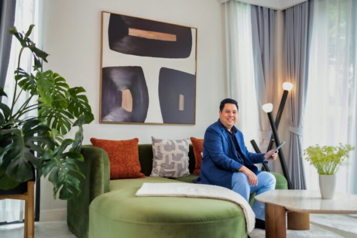 คุณราชศักดิ์ ศรีเสาวลักษณ์ 01