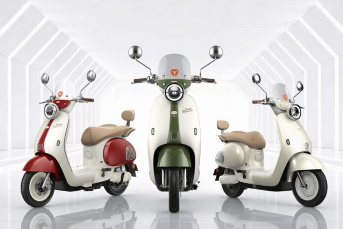 03 YADEA OVA ทั้ง 3 สี Aurora Red, Olive Green และ Vivid Gold (จากซ้ายไปขวา)