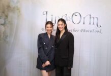 ใจฟู! “หลิง-ออม” กระทบไหล่สุด Exclusive ผู้โชคดี 100 คน แจกความสดใจ ในงาน “LING & ORM When We’re 2gether Photobook”