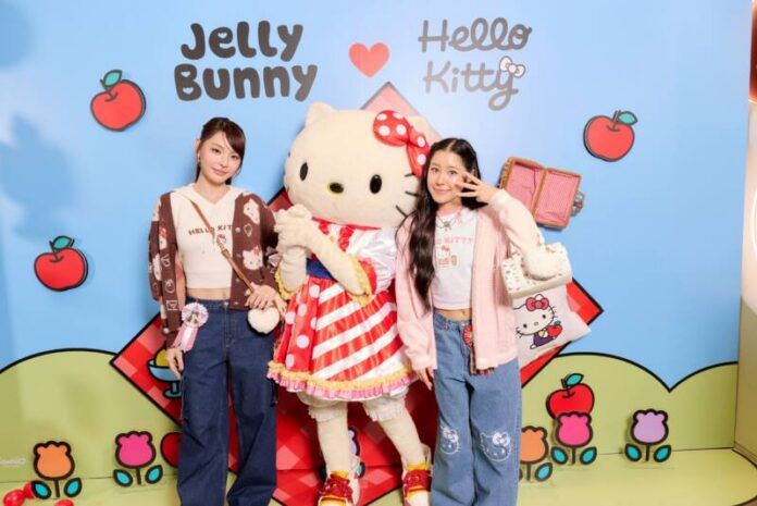 001 Jelly Bunny ❤️ Hello Kitty กระปุก-พลอยนิรา และ ไซซี-รัตท์ริชา